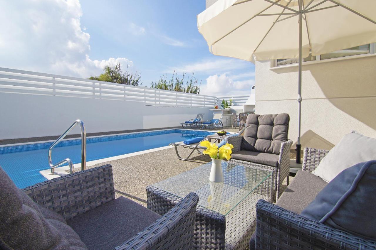 Villa Thea Athena Protaras Exterior photo